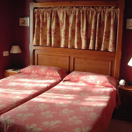 Hotel Husa Sant Bernat 3*