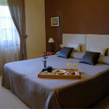 Hotel Husa Sant Bernat Montseny